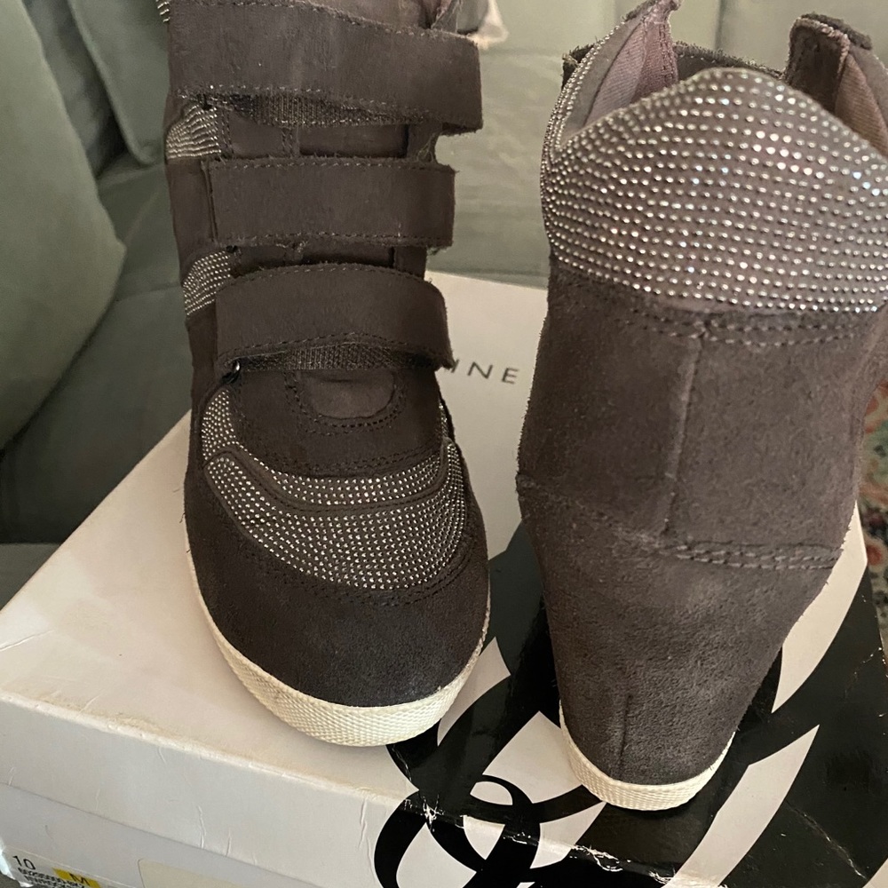 Nine West wedge suede platform sneakers high top